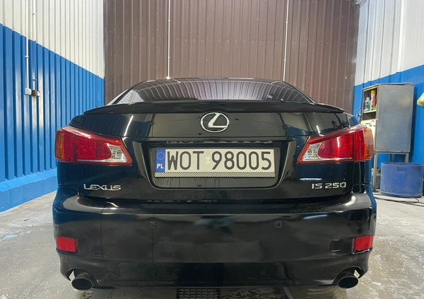 Lexus IS cena 39900 przebieg: 337000, rok produkcji 2010 z Otwock małe 121
